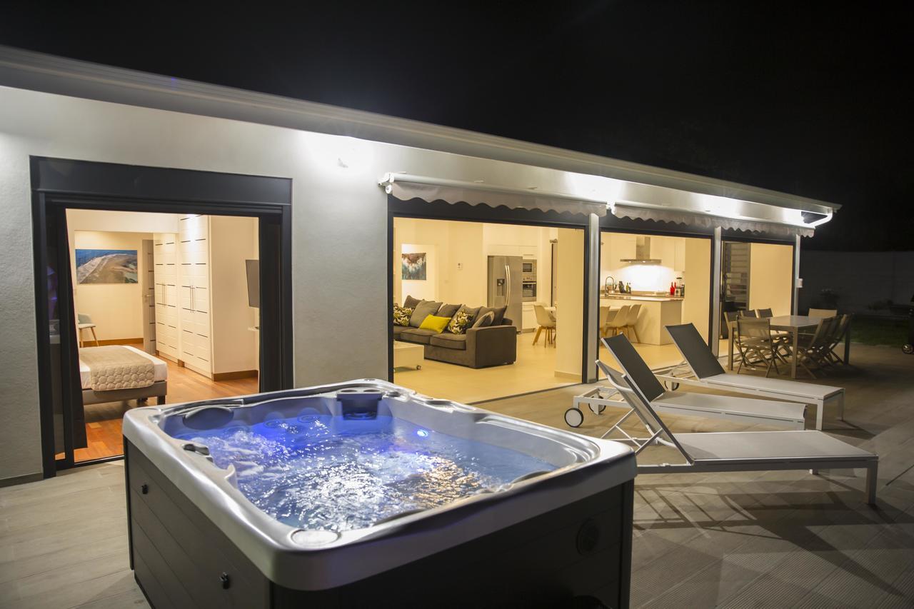 Villa Blue Lagoon - Perle Des Salines Saint-Francois  Eksteriør billede